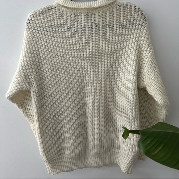 ❌SOLD ❌ Vintage Sweater - Picture 12 of 14